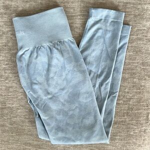 NVGTN Camo Seamless Leggings - Medium